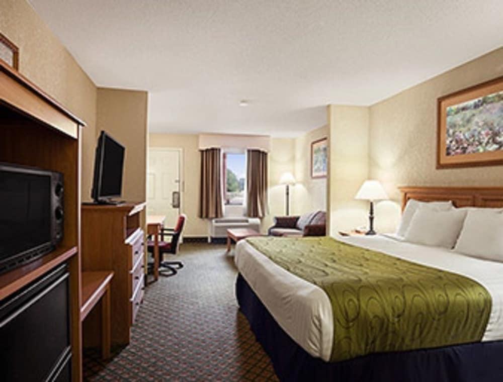 Days Inn & Suites By Wyndham Stuttgart Eksteriør billede